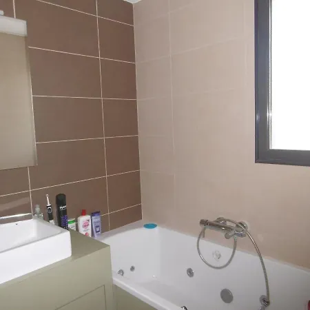 Apartment Splendide 3p Avec Terrasse, Clim, Wifi Et Parking A - Fr-1-472-165